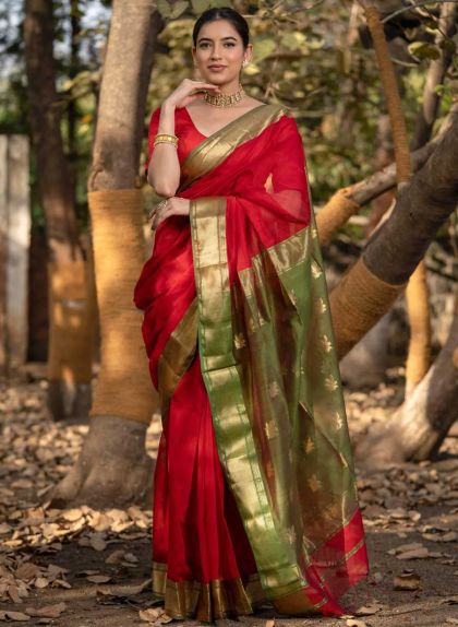 Maheshwari Sarees Manufacturers in Madhya Pradesh