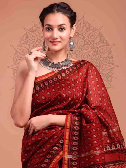 Beautiful Velvet Silk Saree for Women – Designer Traditional Saree Manufacturers  in Delhi