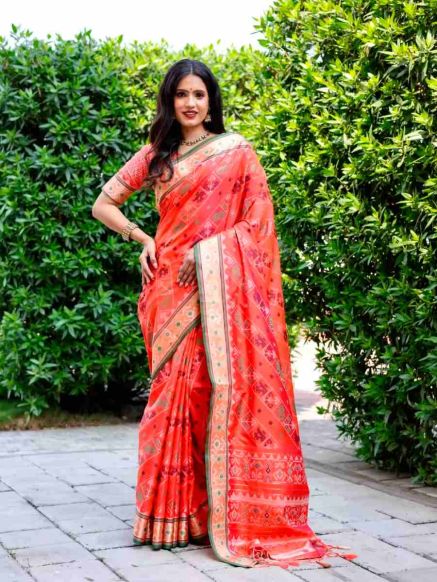 Elegant Digital Printed Multi Color Berry Patola Silk Saree for Festive Wear Manufacturers  in Delhi